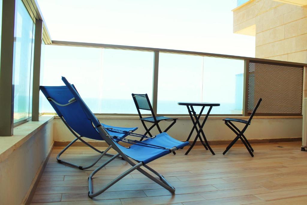 Best Beach View, Gym, Massage Chair, Low Fee For Off-Site Indoor Pool, Spa & Breakfast נוף ים מאלף, כיסא מסאז, חדר כושר, אפשרות לארוחת בוקר כשר, בריכה מקורה, וספא בתשלום ממש מוזל photo 4