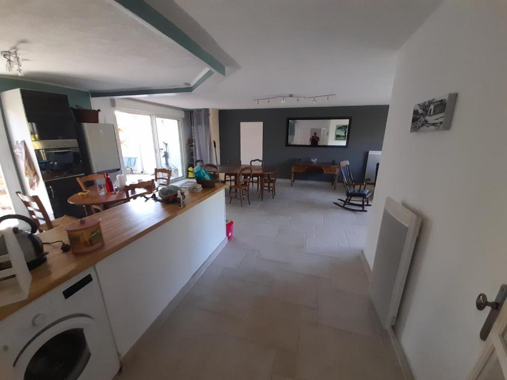 Villa piscine proche Narbonne Plage photo 3