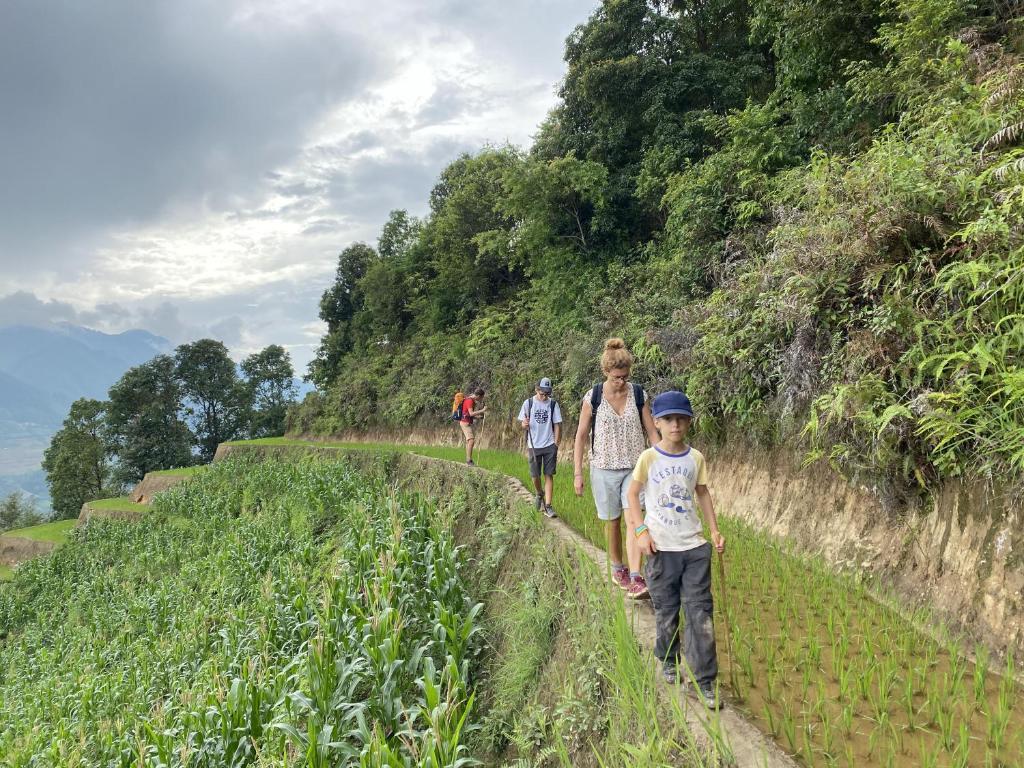 Hmong's Life Homestay 