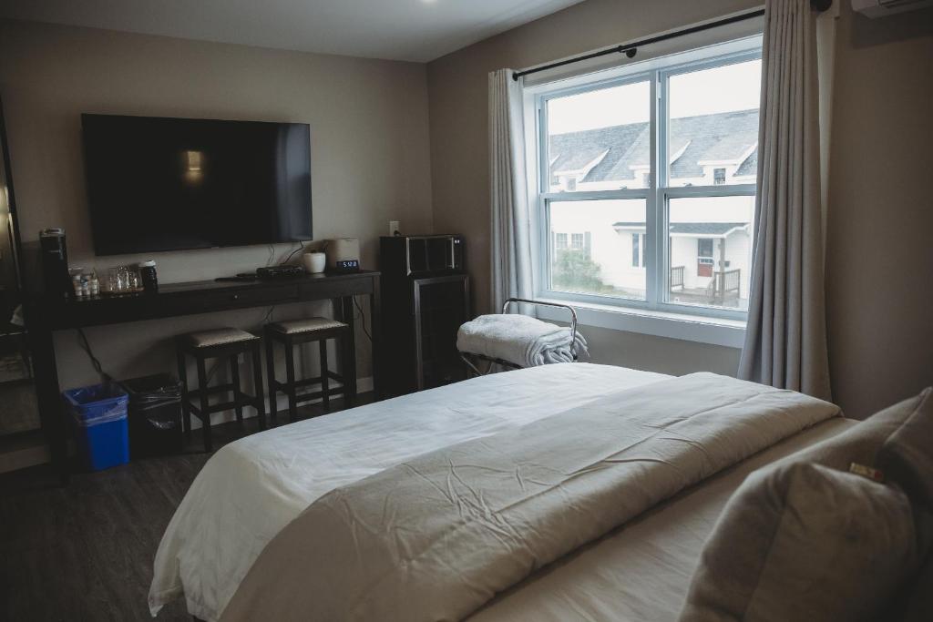 Riverside Suites photo 2