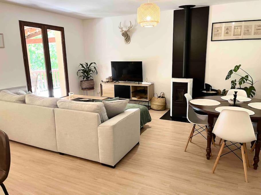 Maison Calme au Cœur du Périgord Noir - 3 Chambres photo 3