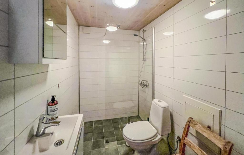 Nice Home In Nord-torpa With 4 Bedrooms photo 2