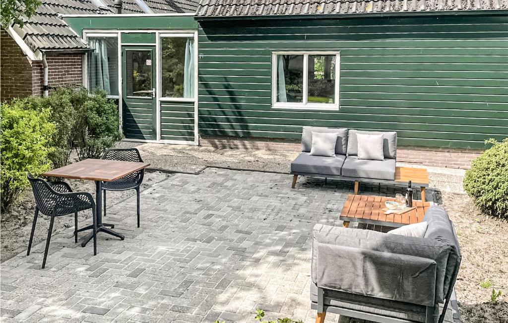 Amazing Apartment In Schoonloo With Wifi And 1 Bedrooms