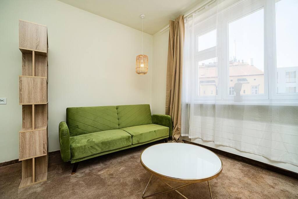 Apartment in Zizkov -504- - Tap to explore photos