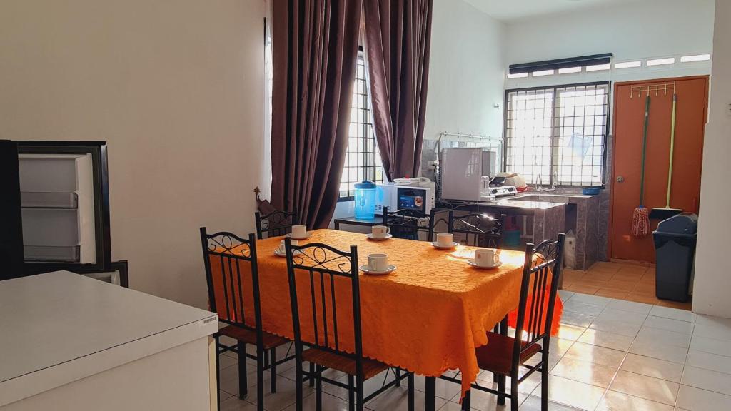 Anjung KLIA House 72 With Neflix & Airport Shuttle photo 3