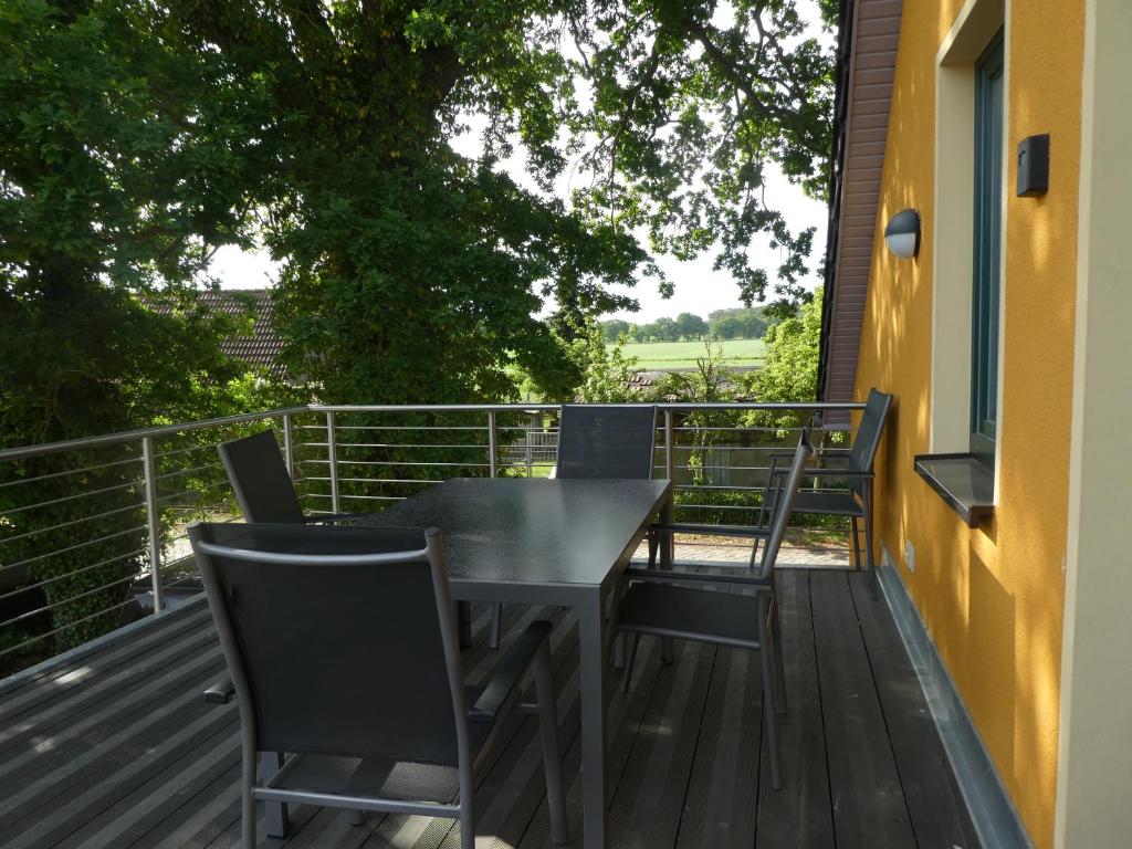 Haus unter d. Eichen am Stettiner Haff photo 3