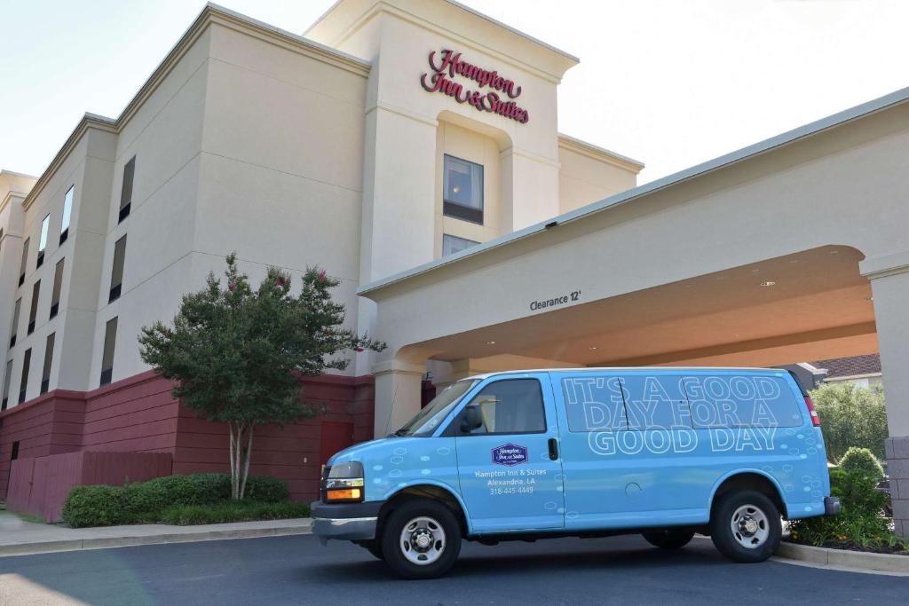 Hampton Inn & Suites Alexandria photo 1