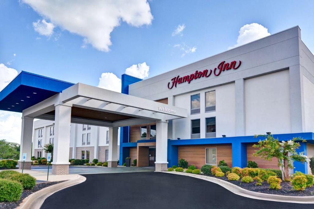 Hampton Inn Anderson photo 1