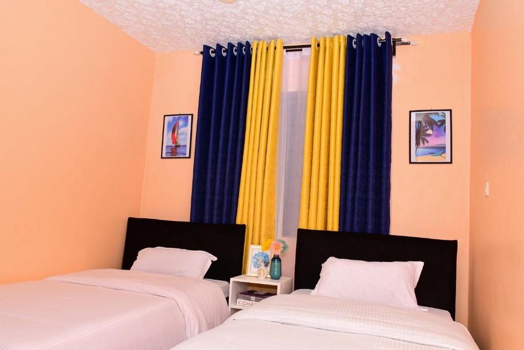 Modern & Homely Suite with Free Parking & WiFi