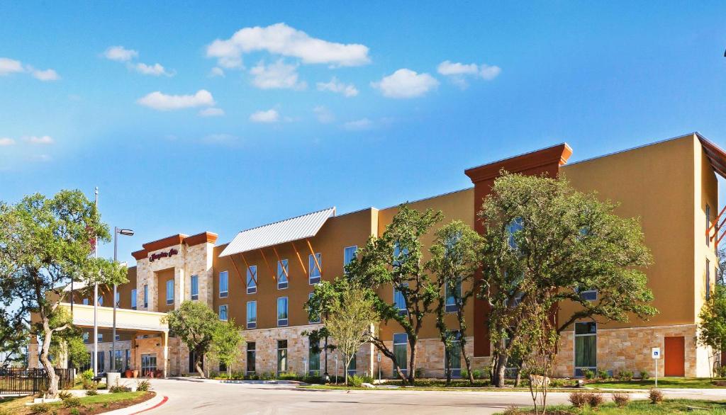 Hampton Inn Austin/Oak Hill image