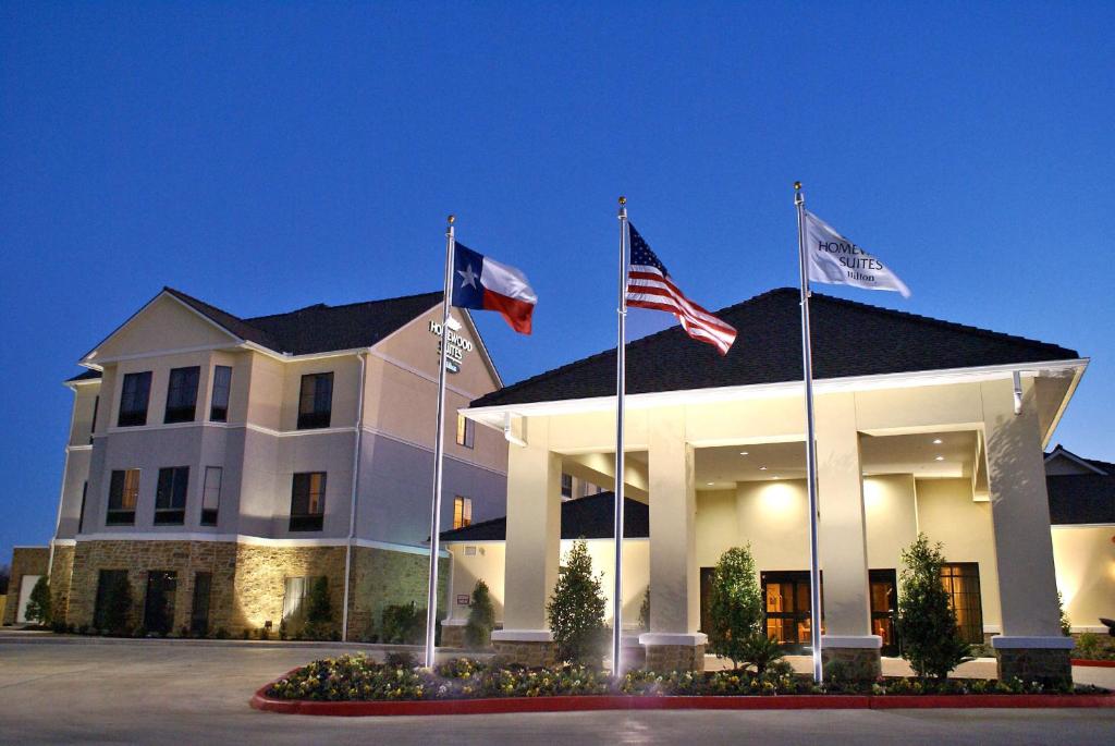 Homewood Beaumont, TX image