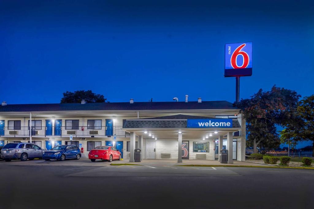 Motel 6-Hammond, IN - Chicago Area photo 2