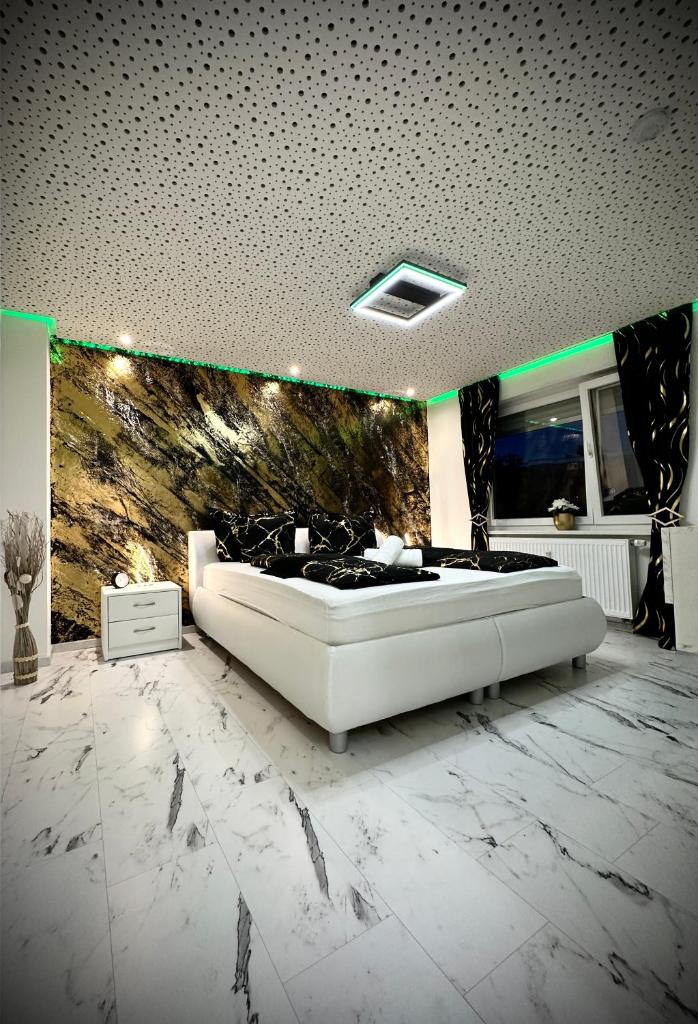 DeLuxe - Apartment ' Andrei 2 ' - Neu in Neuburg an der Donau mit Klimaanlage photo 3