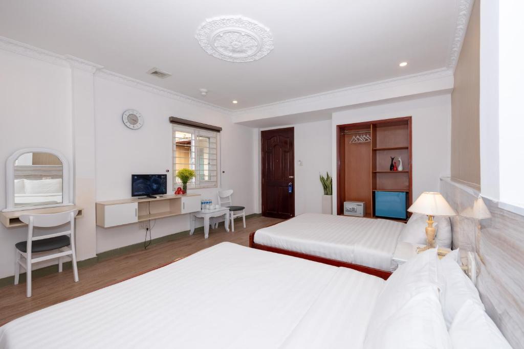 Ben Thanh Station Hotel