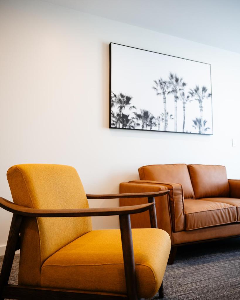 Peninsula Hotel Motel photo 2