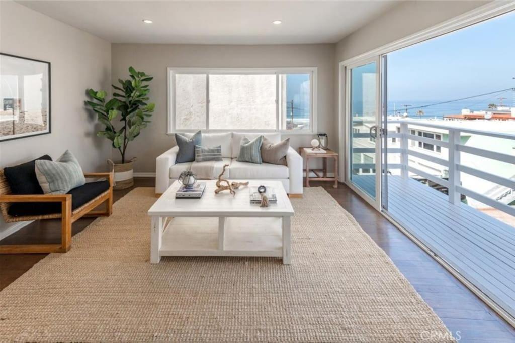 Amazing location! Luxurious beach cottage.Ocean views photo 3