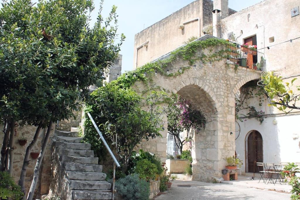 Casa masseria dell'800 Gargano. Le Mignole