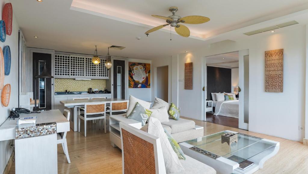 Away Bali Legian Camakila Room Type - Premier Suite