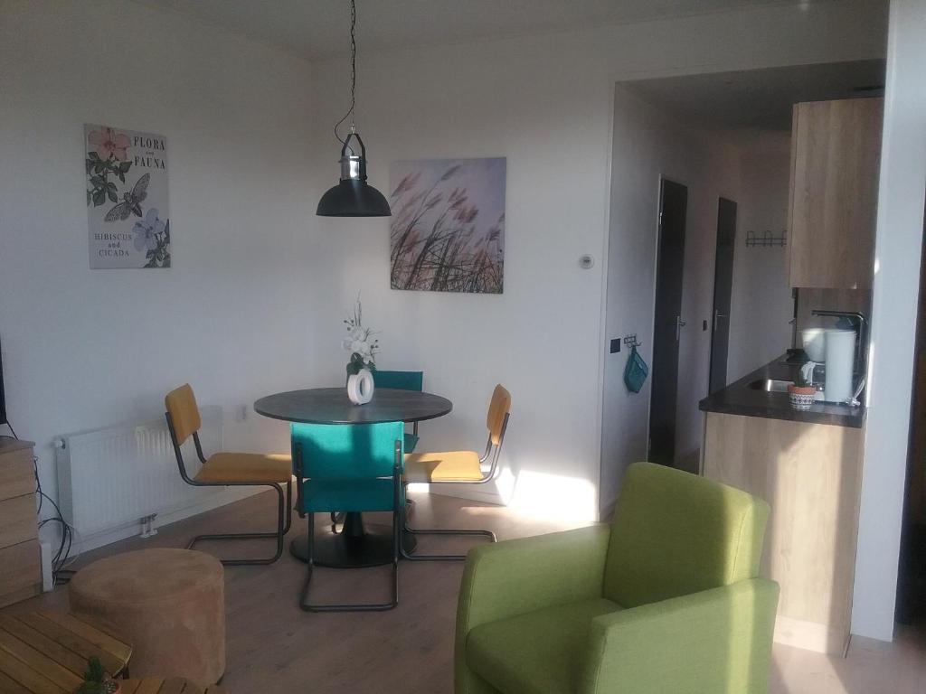 Vakantie Huisje nabij Leeuwarden en Friese kust photo 4