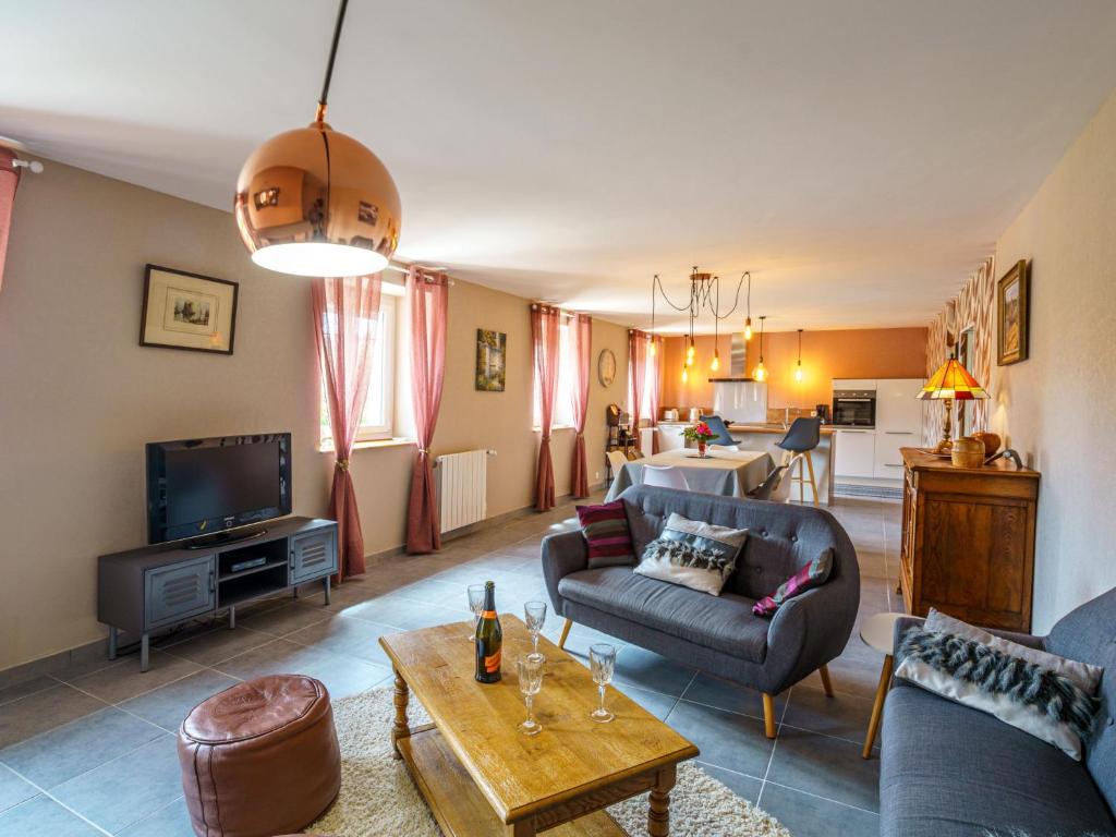 Holiday Home Les Volets Rouges - PEU101 by Interhome photo 3