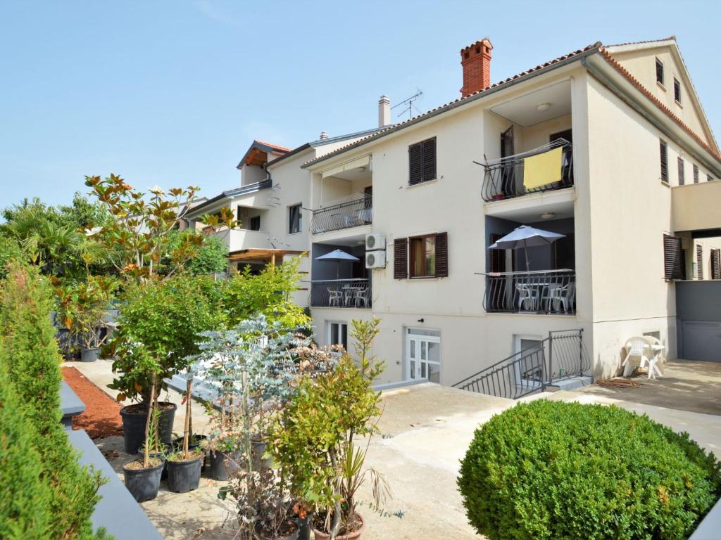 Apartment Alba - ROJ158 by Interhome
