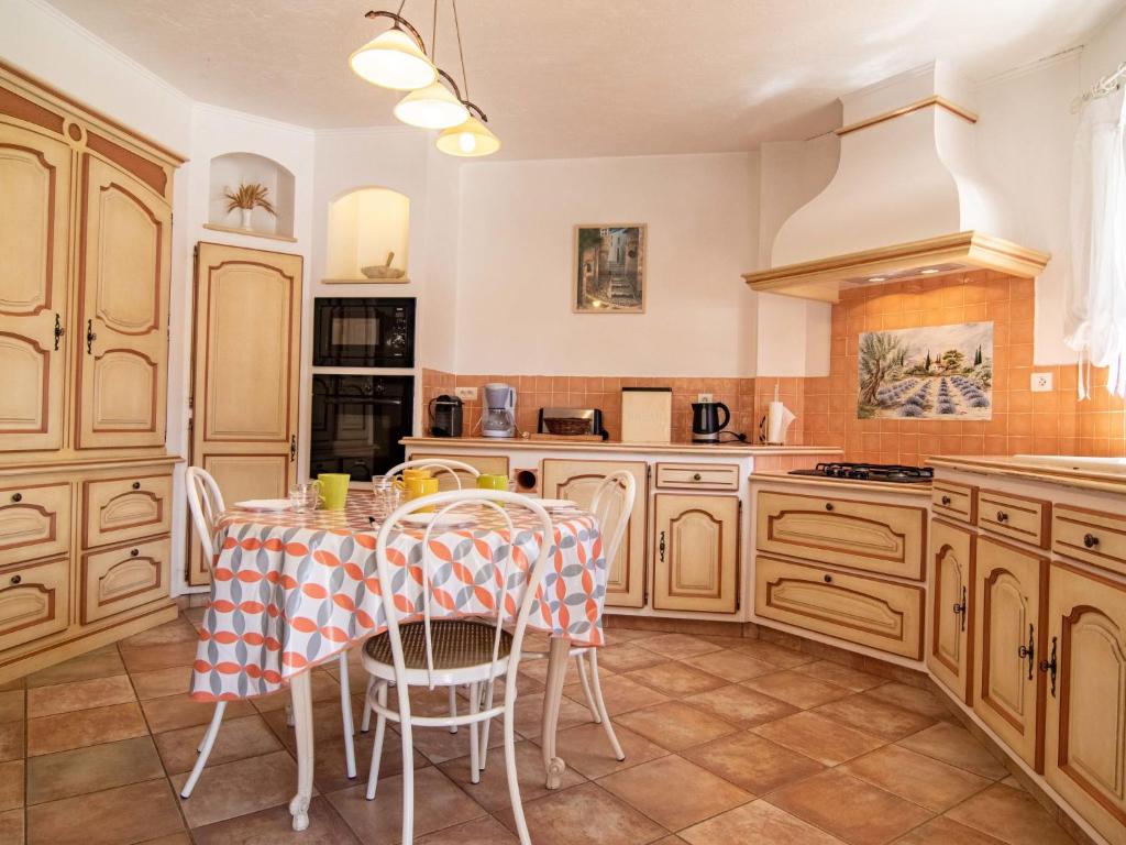 Holiday Home Villa Gaïa - LLI130 by Interhome photo 3