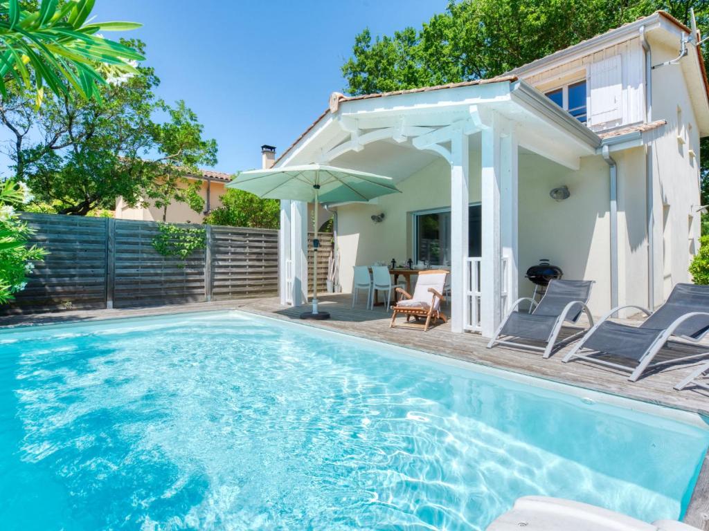 Villa Le Lac - LCA125 by Interhome