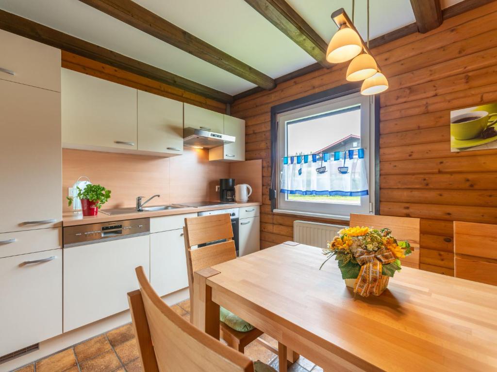 Apartment Am Hohen Bogen-16 by Interhome photo 2