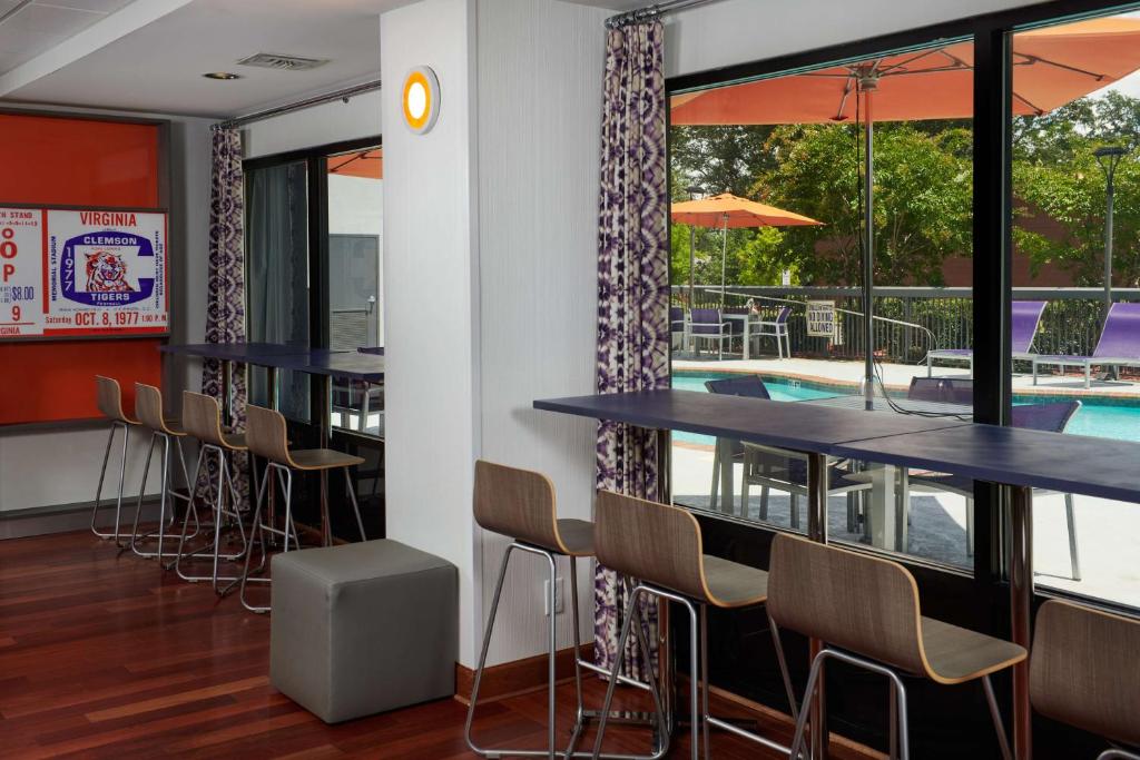 Hampton Inn Clemson photo 2