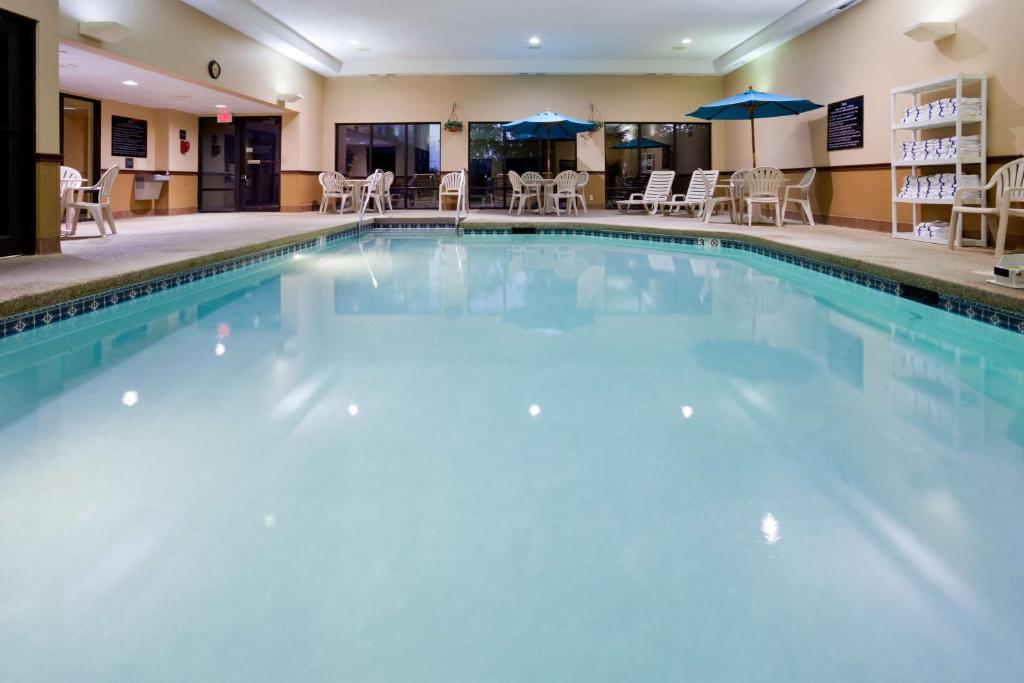 Hampton Inn Cedar Rapids photo 4