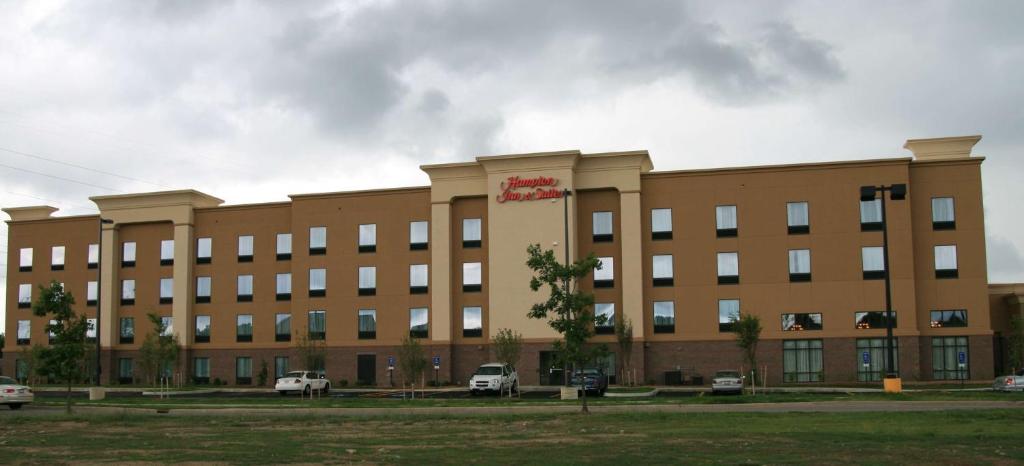 Hampton Inn & Suites Cleveland Mentor image