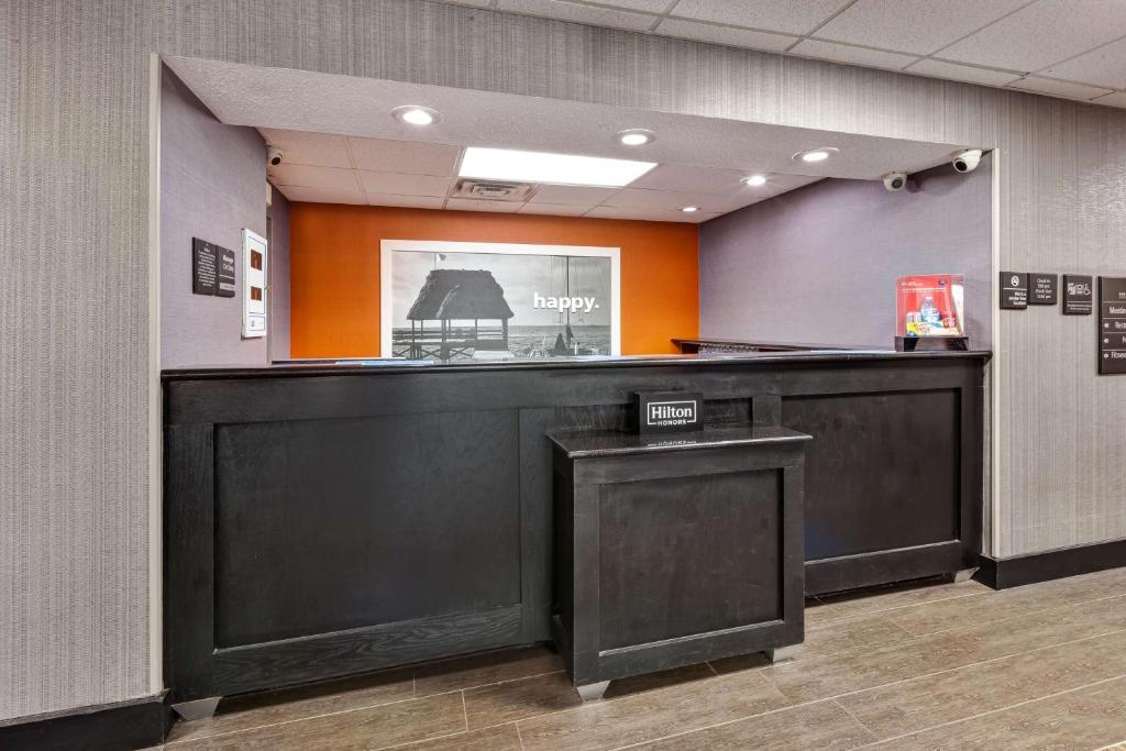 Hampton Inn Columbus/Delaware I-71 North photo 3