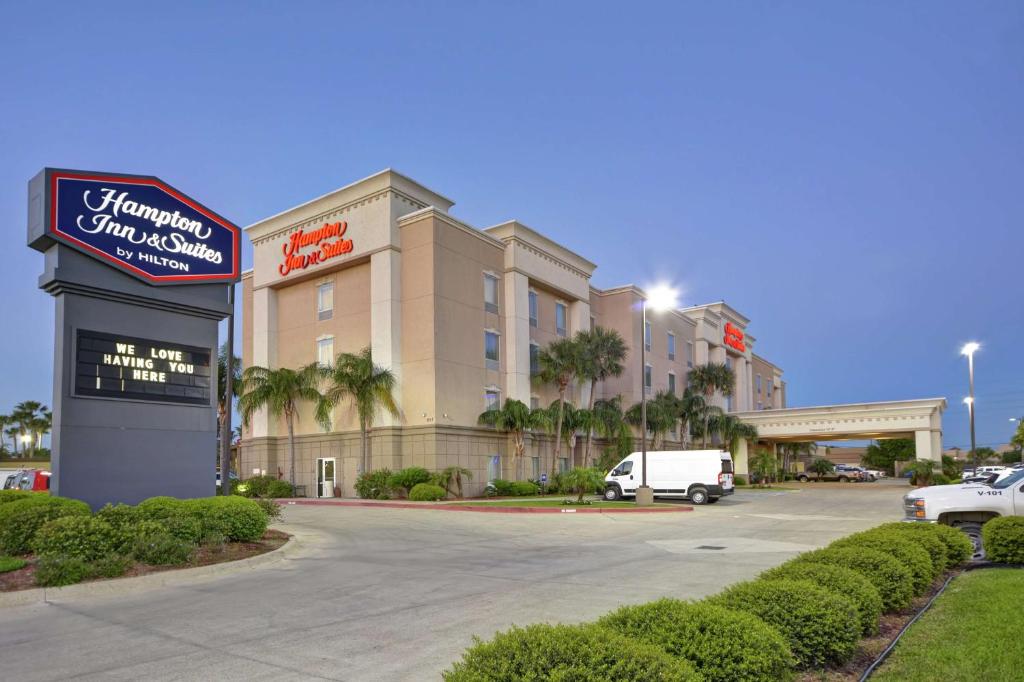 Hampton Inn & Suites Corpus Christi I-37 - Navigation Blvd image