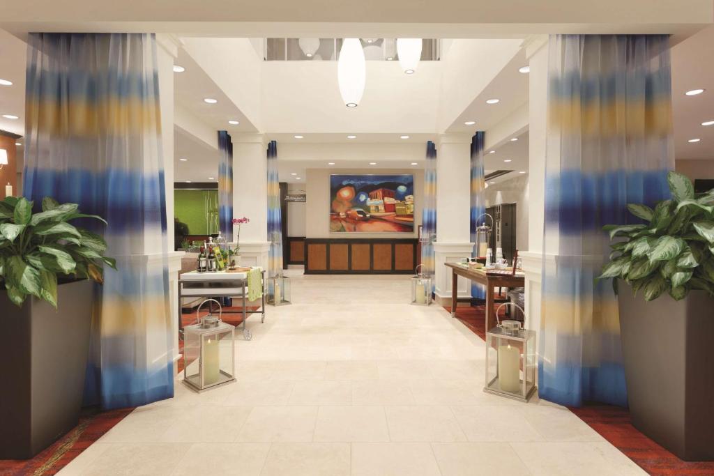 Hilton Garden Inn Falls Church photo 4
