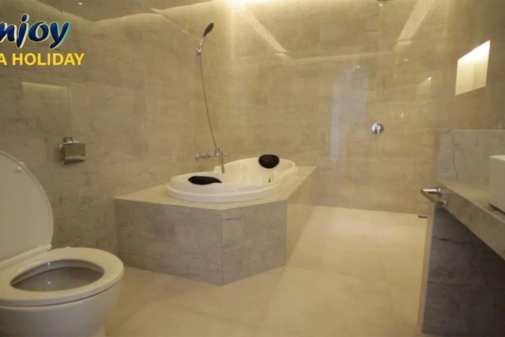 Alulu Luxury Residence - Three Bedroom Villa photo 4