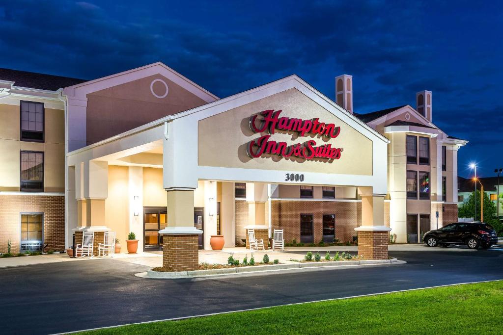 Hampton Inn & Suites Florence Center photo 1