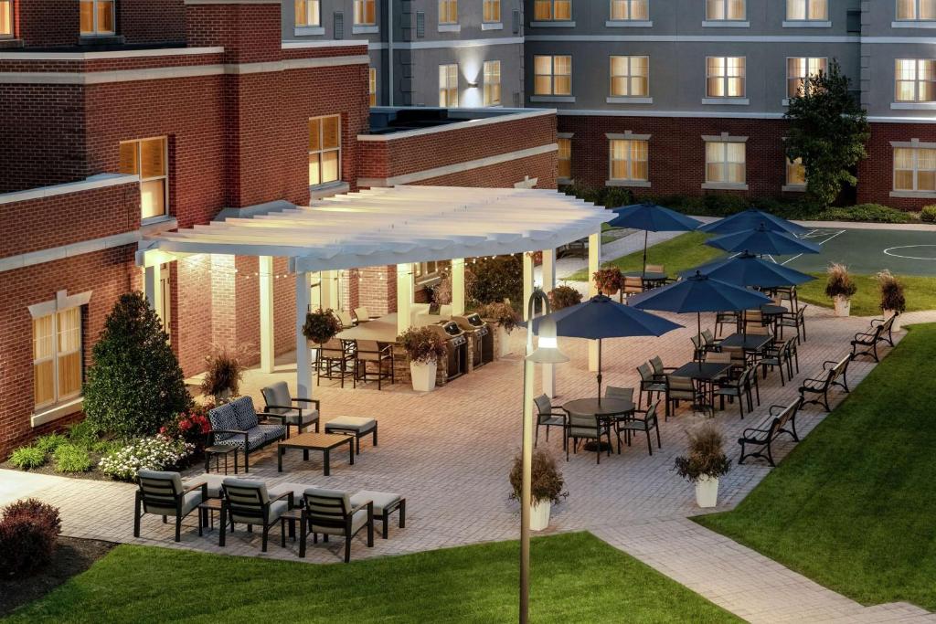 Homewood Suites by Hilton Harrisburg East-Hershey Area photo 1