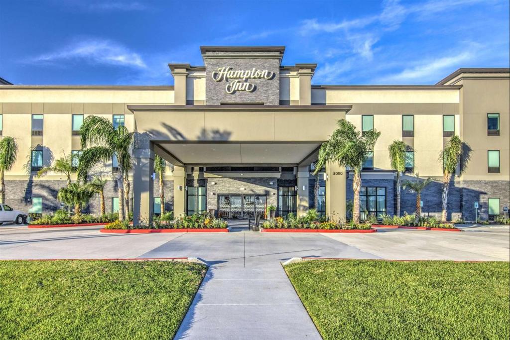 Hampton Inn Houston NASA-Johnson Space Center image