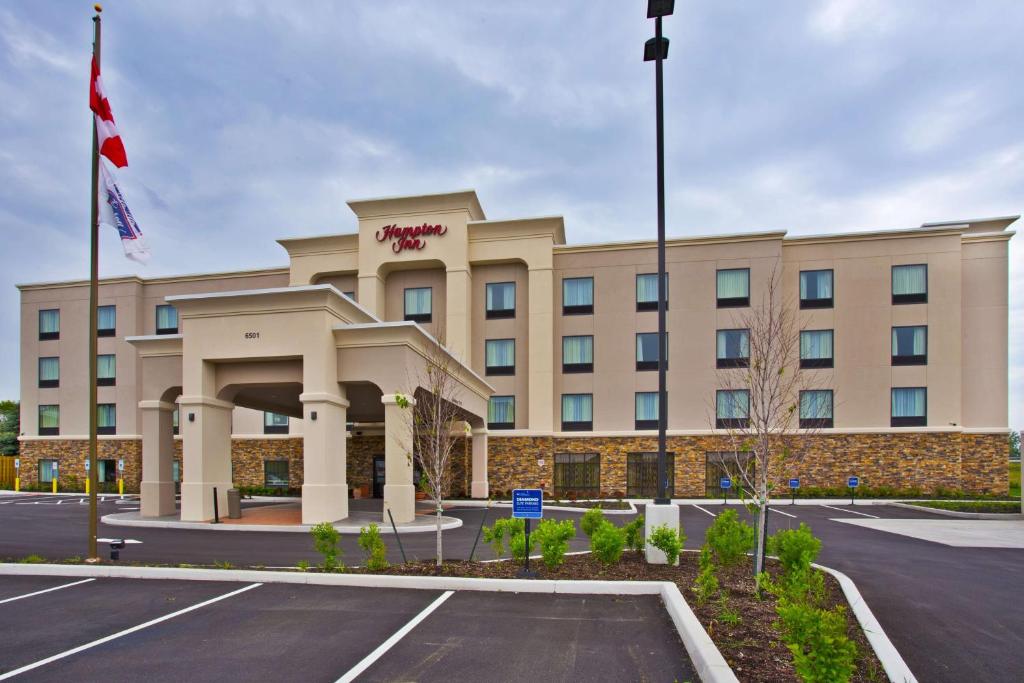 Hampton Inn Niagara Falls/ Blvd photo 1