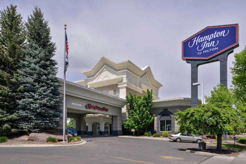 Hampton Inn Idaho Falls/Airport image