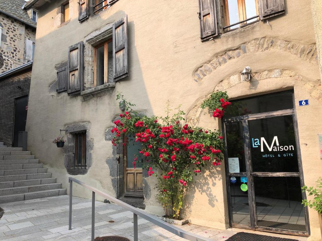 La Maison - Hôtel & Gîte photo 1