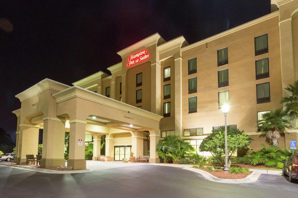Hampton Inn Suites Jacksonville Airport image