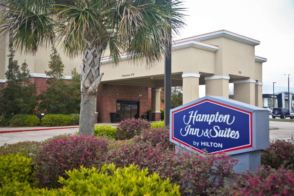 Hampton Inn & Suites Jennings image