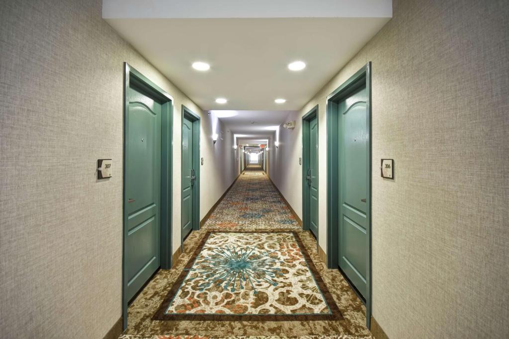 Homewood Suites by Hilton Lancaster photo 4