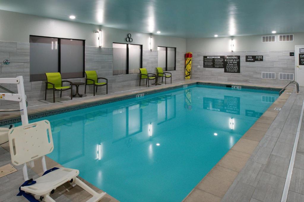 Hampton Inn LaPorte photo 3