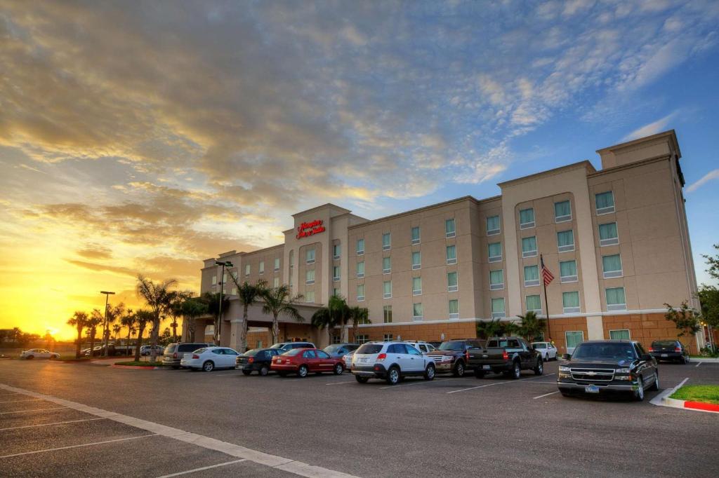 Hampton Inn & Suites McAllen image