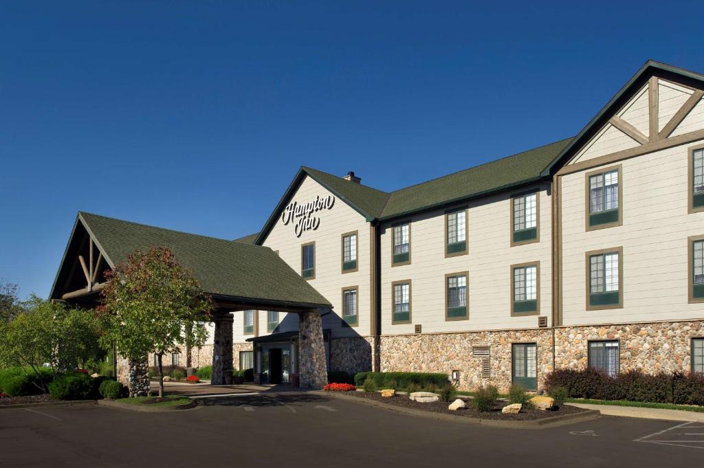 Hampton Inn Kansas City The Legends image