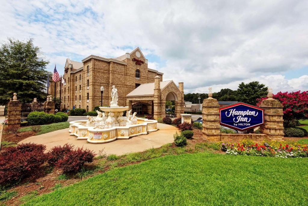 Hampton Inn Newberry-Opera House image
