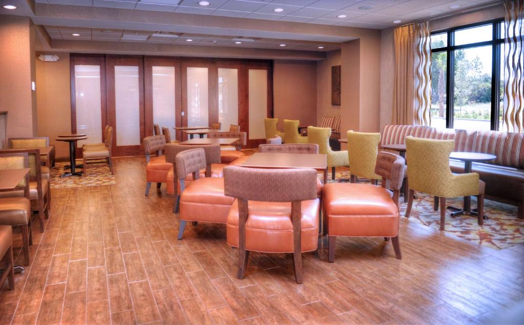 Hampton Inn Crystal River photo 2