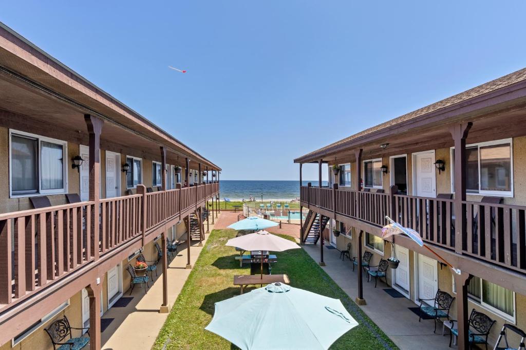 The Carolina Motel image
